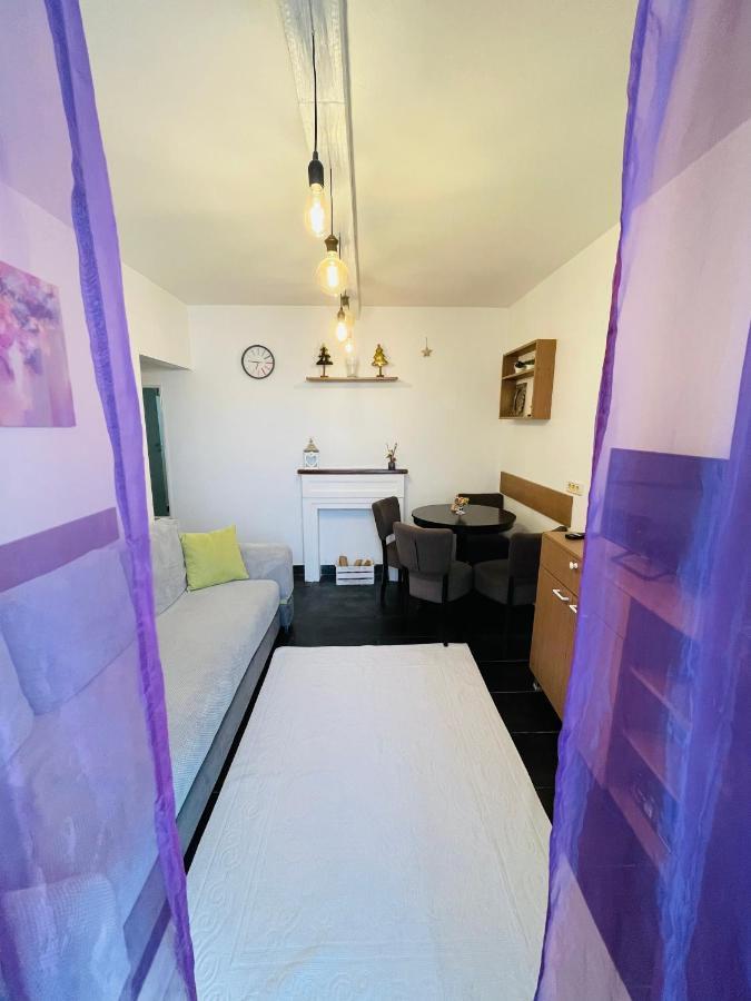 Perfect Place To Stay Self Check In-24H-Netflix-Wifi เรชิตา ภายนอก รูปภาพ