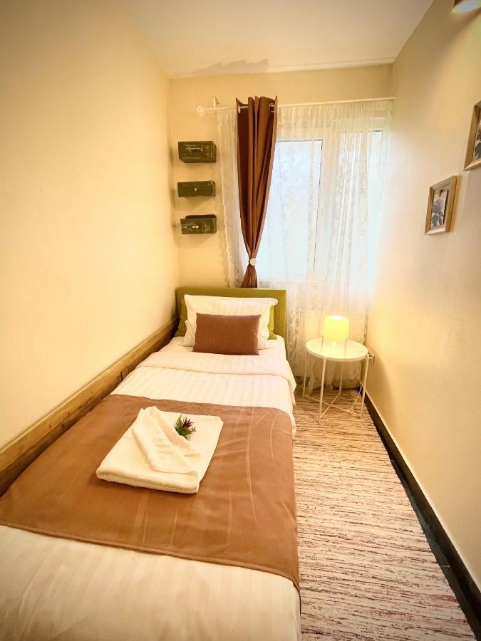 Perfect Place To Stay Self Check In-24H-Netflix-Wifi เรชิตา ภายนอก รูปภาพ